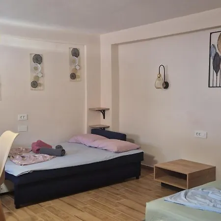 Stergios With Private Jacuzzi קולימביה