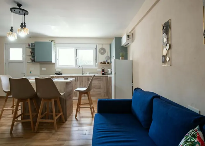 Stergios With Private Jacuzzi Κολύμπια