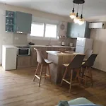 Apartment Stergios With Private Jacuzzi Kolymbia