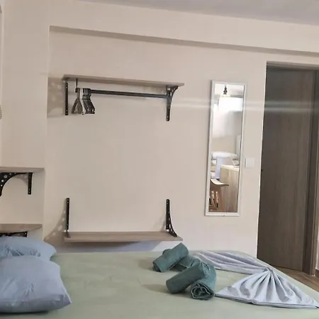 아파트 Stergios With Private Jacuzzi *